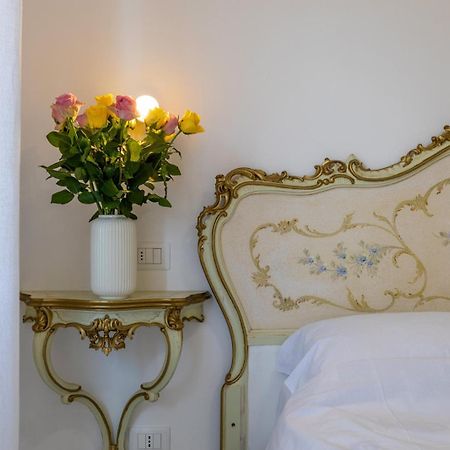 B&B Oasi Finale Ligure Buitenkant foto