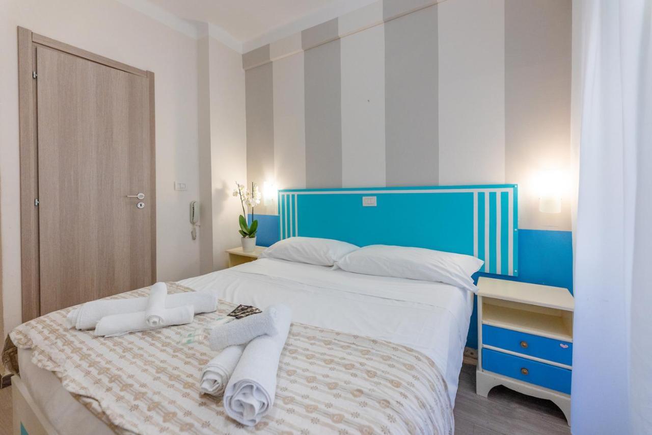 B&B Oasi Finale Ligure Buitenkant foto